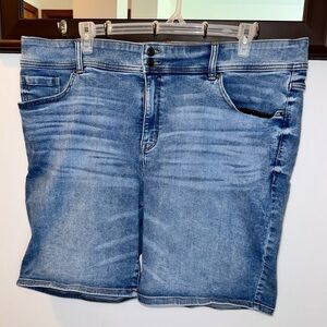 Lane Bryant Tighter Tummy High Rise Bermuda Jean Shorts Size 26